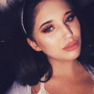 Meet your Posher, Ali